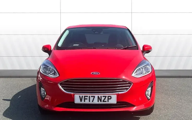 Usado Ford Fiesta Zetec 101 HP (74 kW) 2019 Citadino