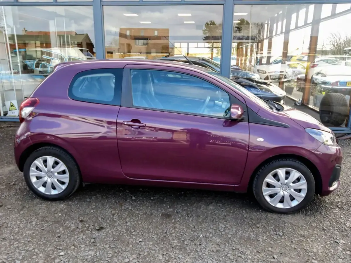 Second-hand Peugeot 108 Active 68 CP (50 kW) 2017 Mov Hatchback