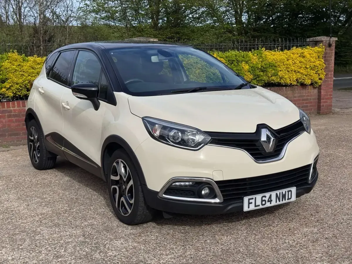 Używany Renault Captur Dynamique 90 KM (66 kW) 2014 Beżowy SUV