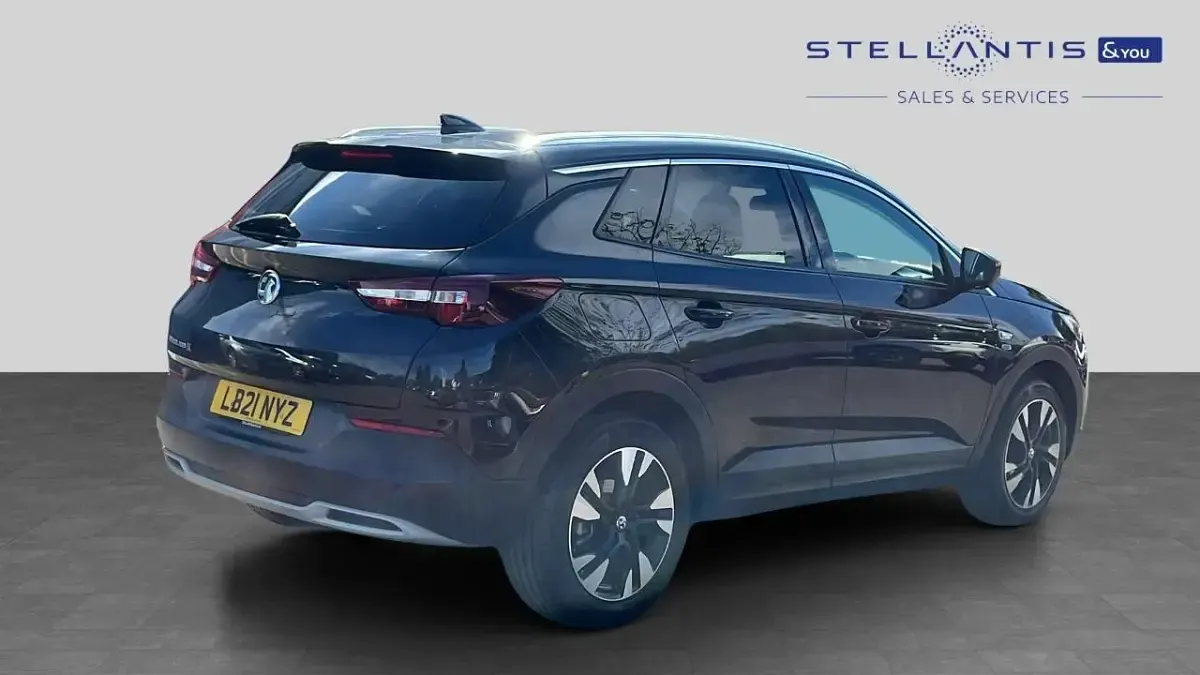 Used Vauxhall Grandland X Edition 128 HP (94 kW) 2021 Black SUV