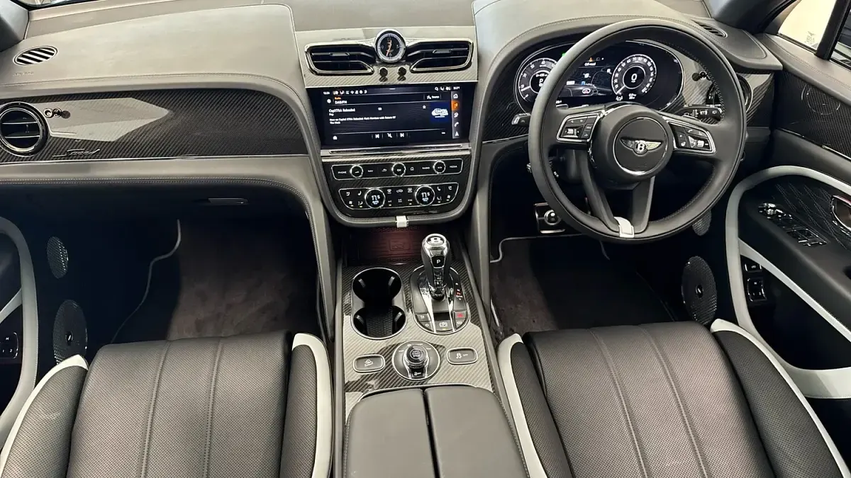 Used Bentley Bentayga 650 HP (478 kW) 2026 Black SUV
