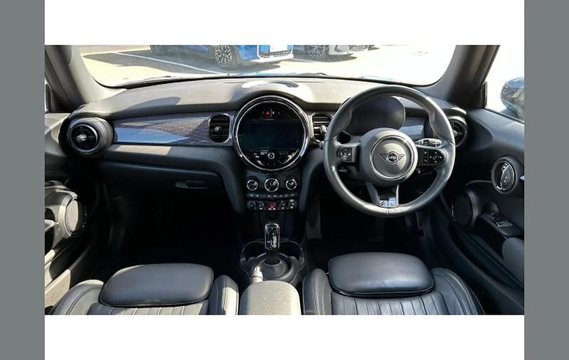 Used Mini Cooper Exclusive 136 HP (100 kW) 2023 Blue Hatchback