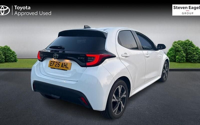 Used Toyota Yaris Hybrid Design 116 HP (85 kW) 2026 Hatchback