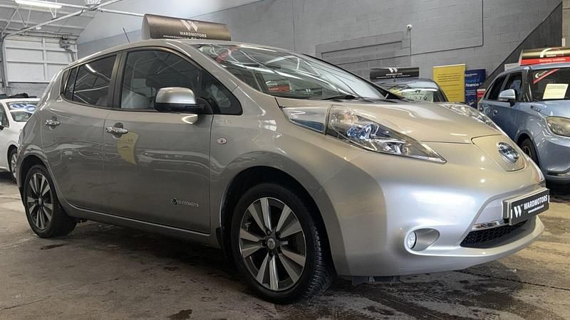 Used Nissan Leaf Tekna 30 kW (41 HP) 2016 Silver Hatchback