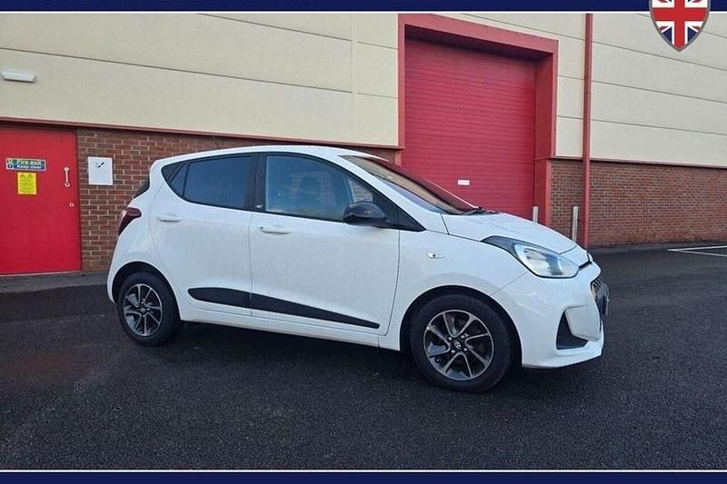 White Used 2019 Hyundai i10 GO! Hatchback | £4,999 (Good price) - Image 1/1