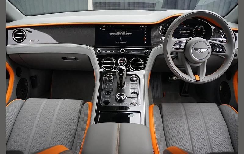 Used Bentley Continental 770 HP (566 kW) 2025 Green Cabriolet