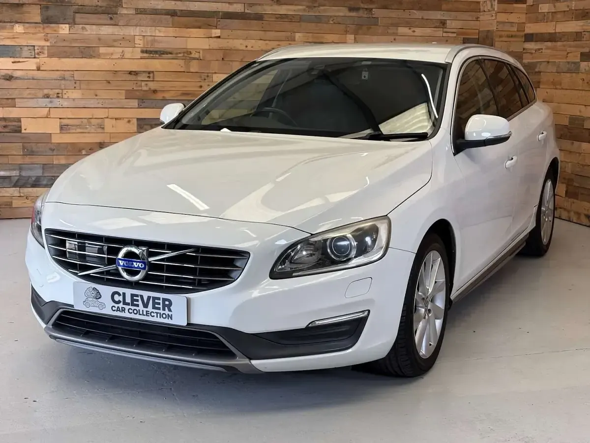 Used Volvo V60 Business Edition 190 HP (139 kW) 2014 White Estate