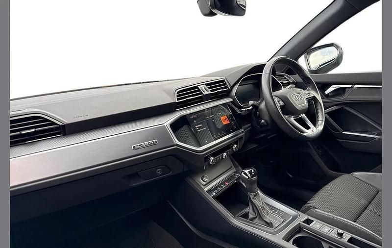 Used Audi Q3 S-Line 226 HP (166 kW) 2020 White SUV