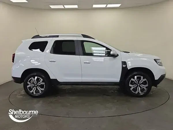 Used Dacia Duster Prestige 100 HP (73 kW) 2022 White SUV