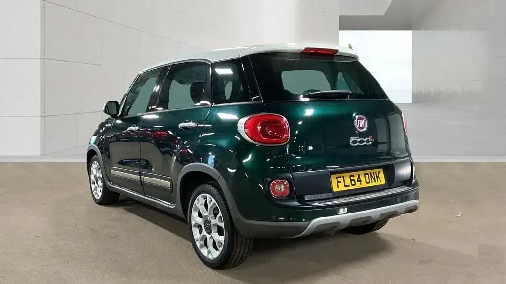 Used Fiat 500L Trekking 105 HP (77 kW) 2014 Green MPV