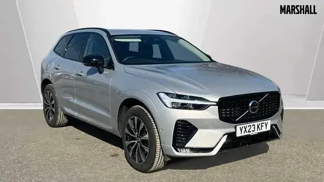 Usado Volvo XC60 Plus 197 HP (144 kW) 2023 Prateado SUV