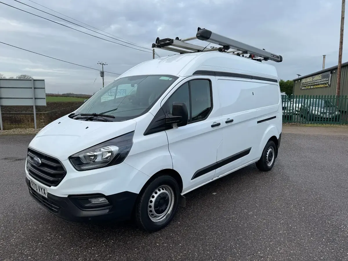 Used Ford Transit Custom S 105 HP (77 kW) 2020 White Van