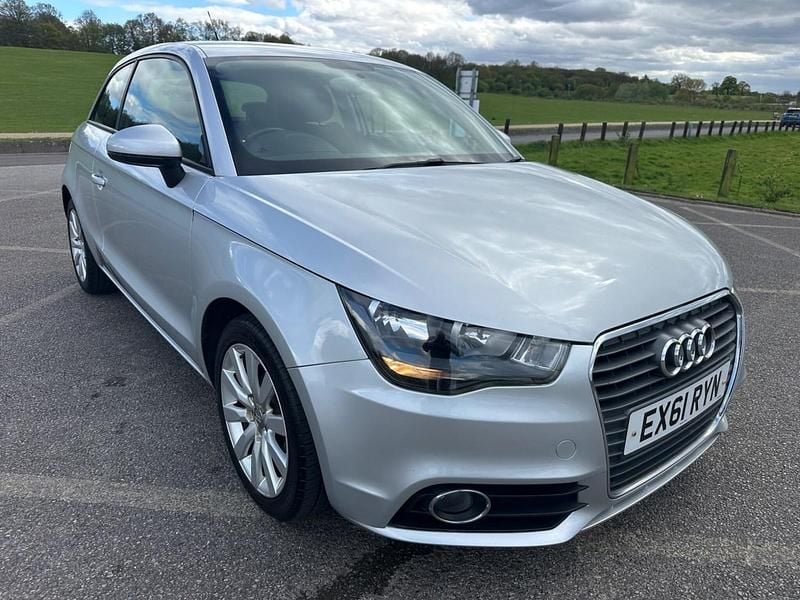 Used Audi A1 Sport 86 HP (63 kW) 2011 Silver Hatchback