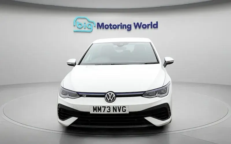 Usado VW Golf VIII R 320 CV (235 kW) 2023 Blanco Utilitario