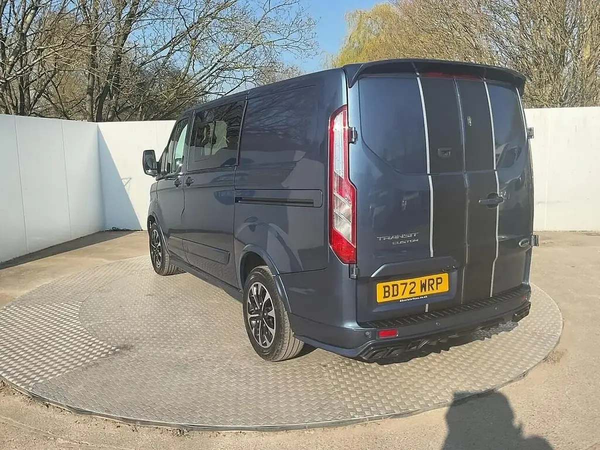 Used Ford Transit Custom Sport 170 HP (125 kW) 2022 Blue Van