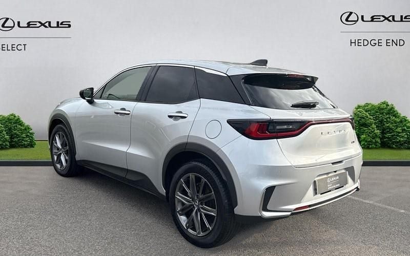 Used Lexus LBX 136 HP (100 kW) 2025 Tyrol silver SUV