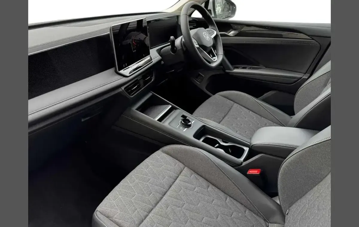 Usado VW Tiguan Match 204 CV (150 kW) 2025 Blanco SUV