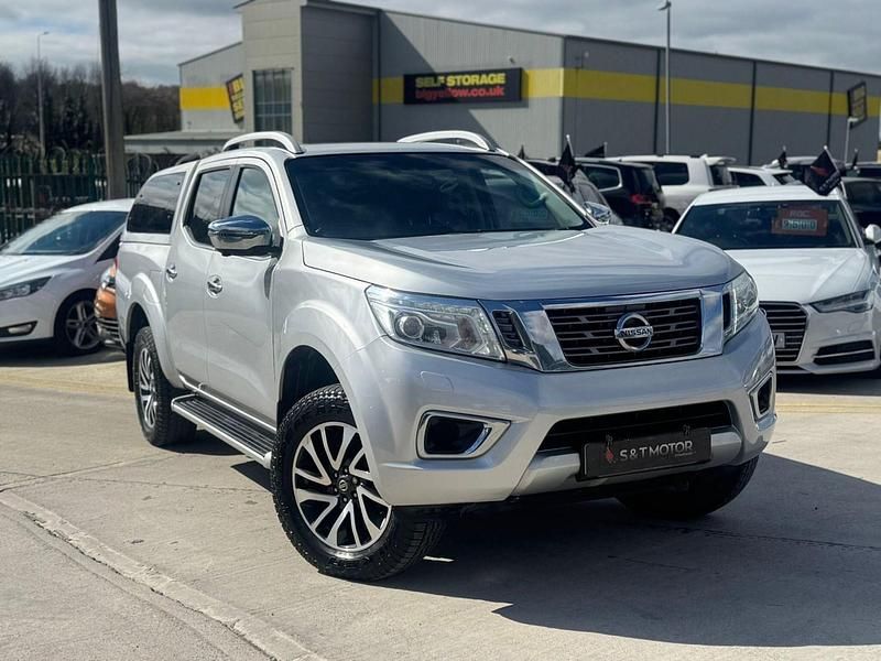 Used Nissan Navara Tekna 2017 Silver Pickup