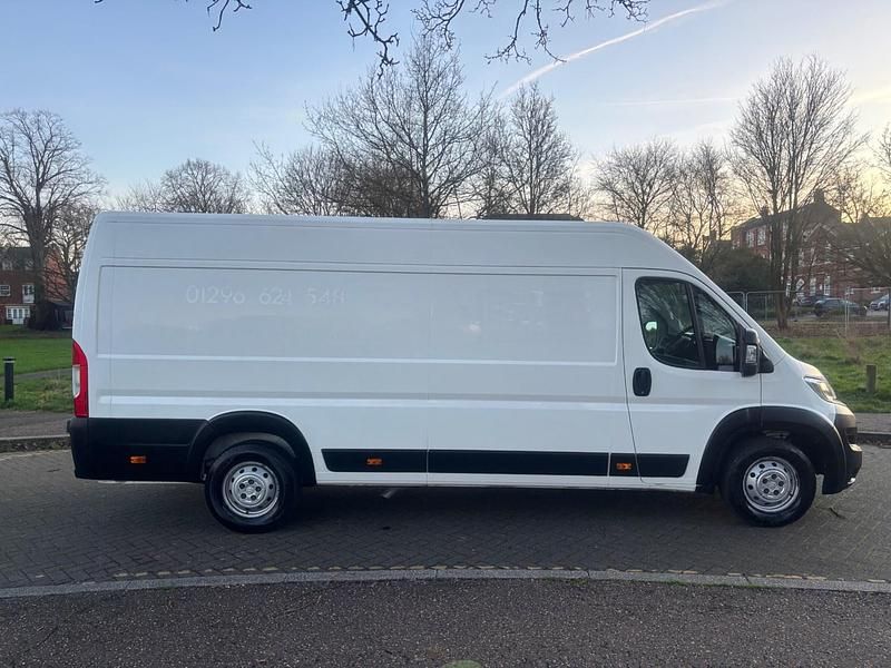 White Used 2020 Citroën Relay Van | £8,999 - Image 1/4