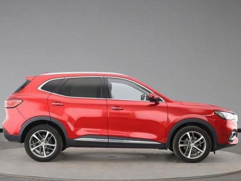 Used MG HS Exclusive 162 HP (119 kW) 2023 Red SUV