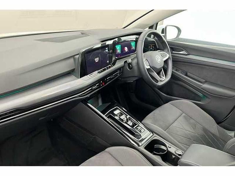 Used VW Golf VIII 130 HP (95 kW) 2023