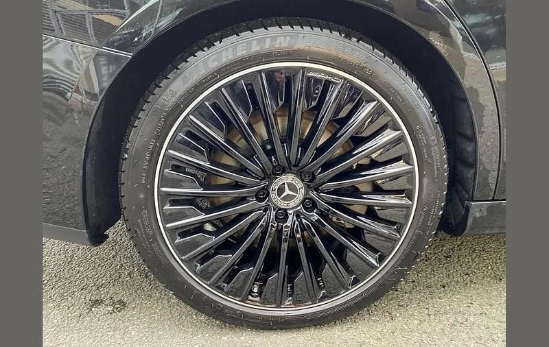 Used Mercedes E300 Urban 313 HP (230 kW) 2025 Black Estate