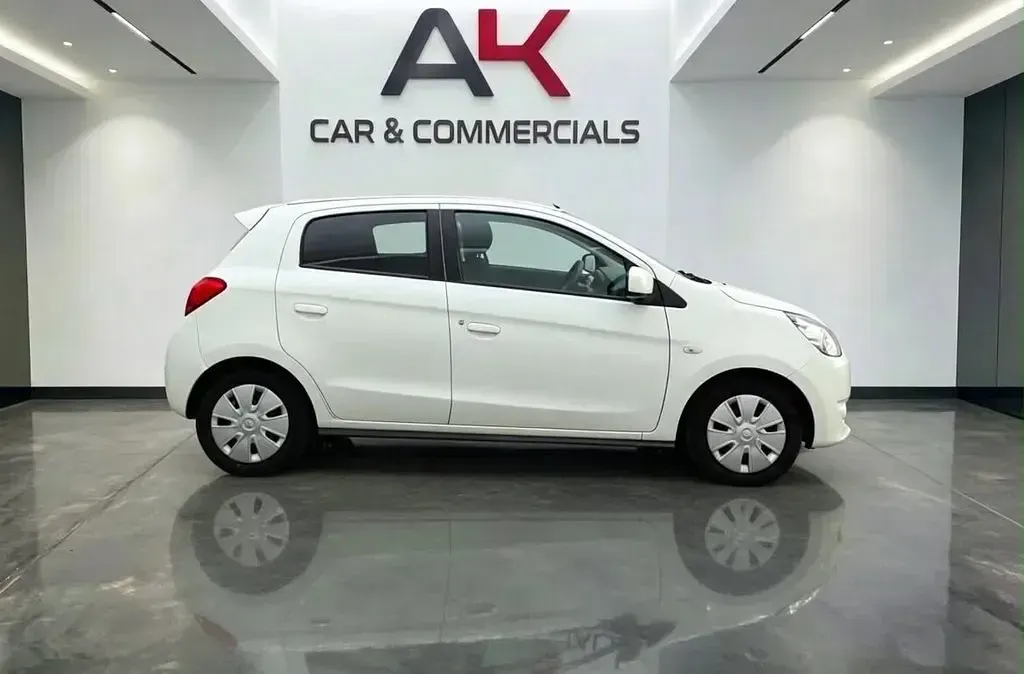 Used Mitsubishi Mirage 2014 White Hatchback