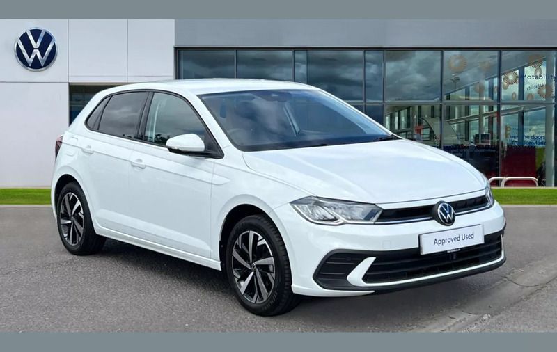 White Used 2024 VW Polo Match Hatchback | £18,714 (Fair price) - Image 1/4