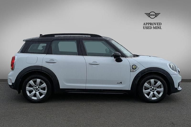 Used Mini Cooper S Countryman 221 HP (162 kW) 2018 White SUV