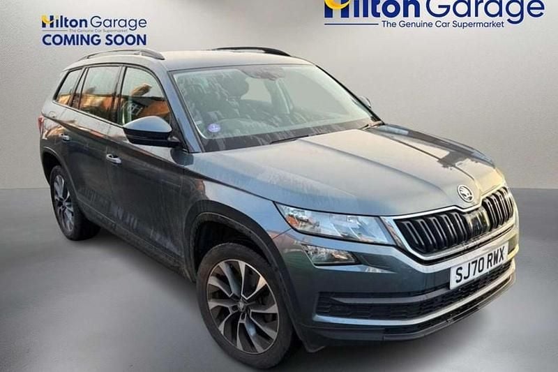 Used Volvo XC40 Momentum 156 HP (114 kW) 2018 Red SUV