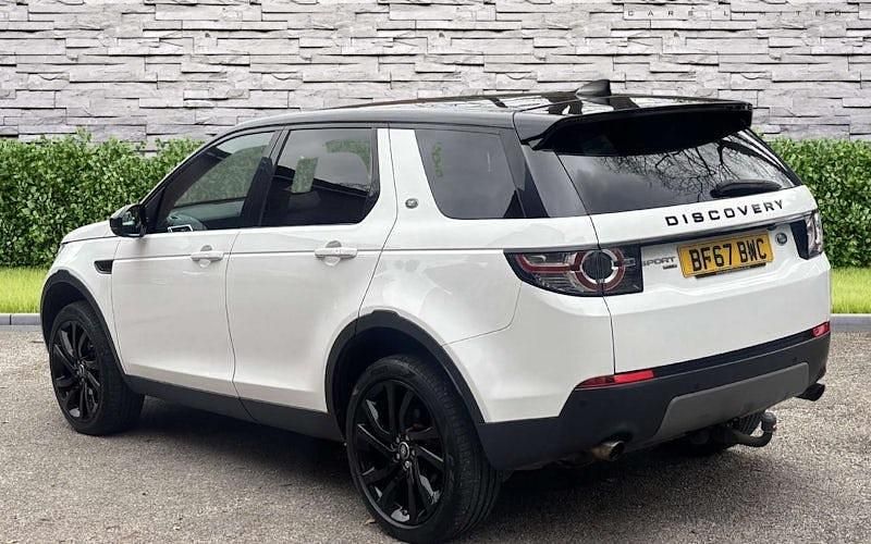 Used Land Rover Discovery Sport HSE 180 HP (132 kW) 2017 White SUV