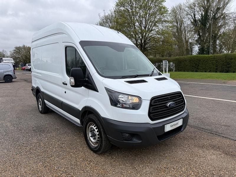 Used Ford Transit 130 HP (95 kW) 2018 White Van
