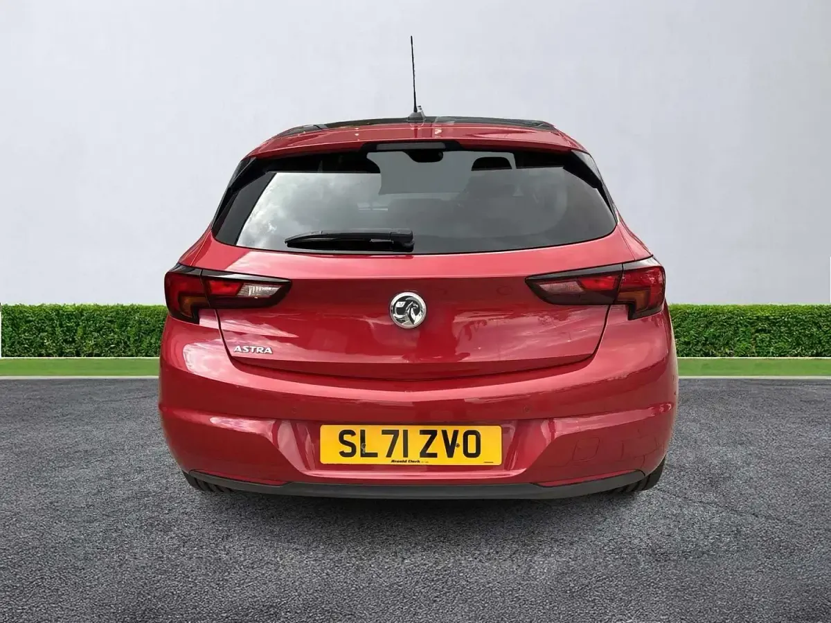 Used Vauxhall Astra Edition 2021 Red Hatchback