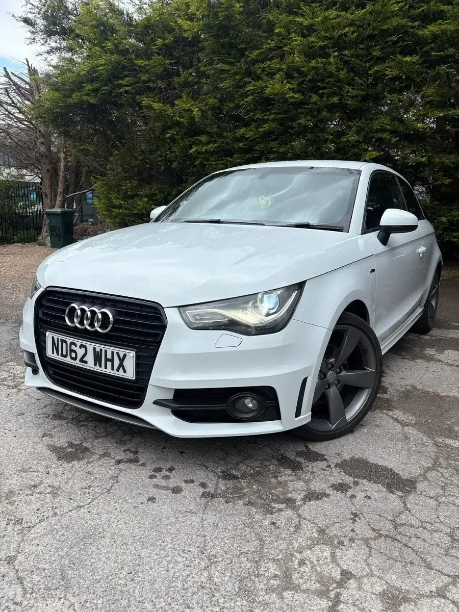 Used Audi A1 Black Edition 143 HP (105 kW) 2013 White Hatchback