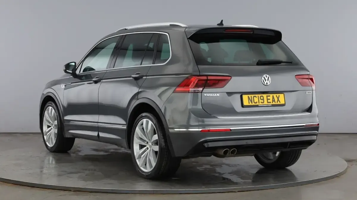 Used VW Tiguan R-line 150 HP (110 kW) 2019 Grey SUV