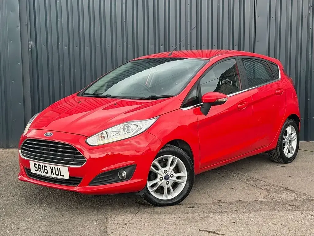 Używany Ford Fiesta Zetec 95 KM (69 kW) 2016 Hatchback
