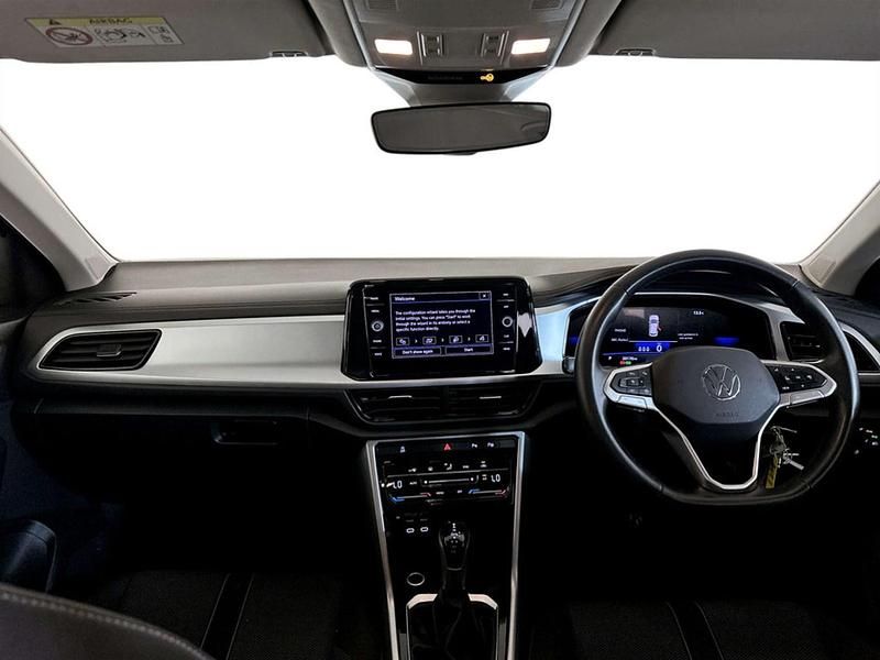 Used VW T-Roc Life 150 HP (110 kW) 2023 Blue SUV