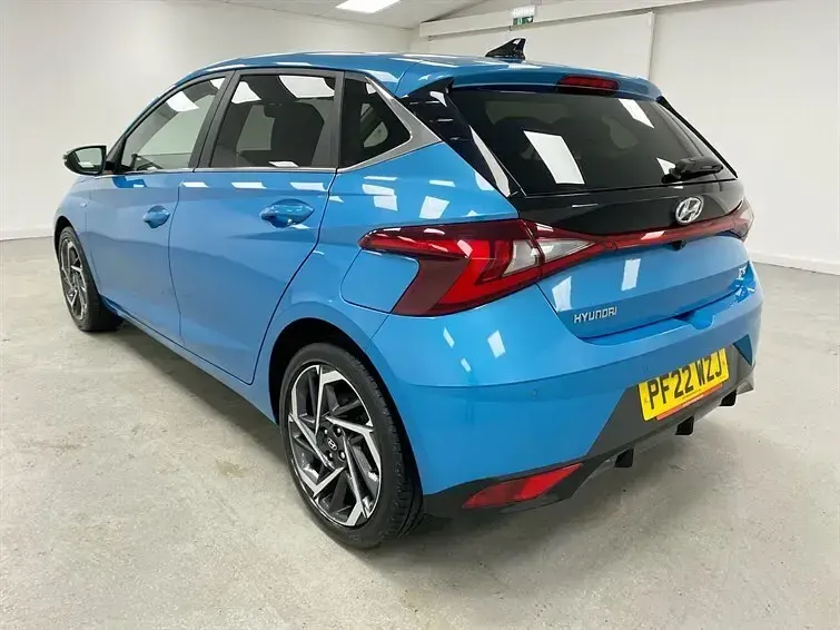 Used Hyundai i20 Premium 2022 Turquoise Hatchback