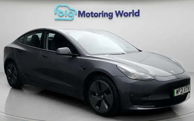 Used Tesla Model 3 Long Range AWD 366 kW (498 HP) 2021 Sedan