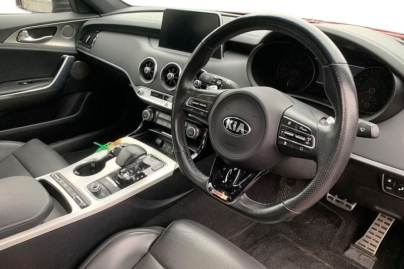 Used Kia Stinger GT 370 HP (272 kW) 2019 Red Hatchback