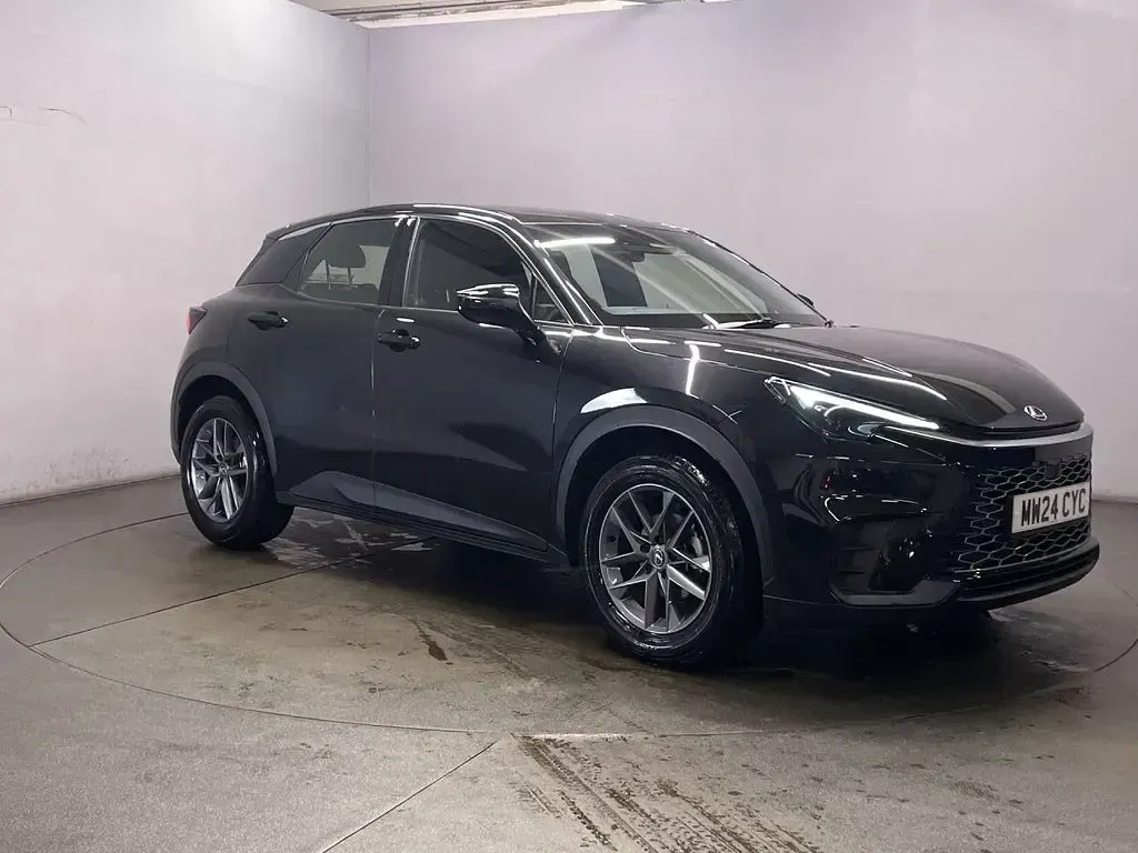 Used Lexus LBX 136 HP (100 kW) 2024 Black SUV