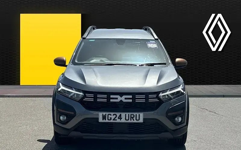 Used Dacia Jogger Extreme 141 HP (103 kW) 2025 MPV