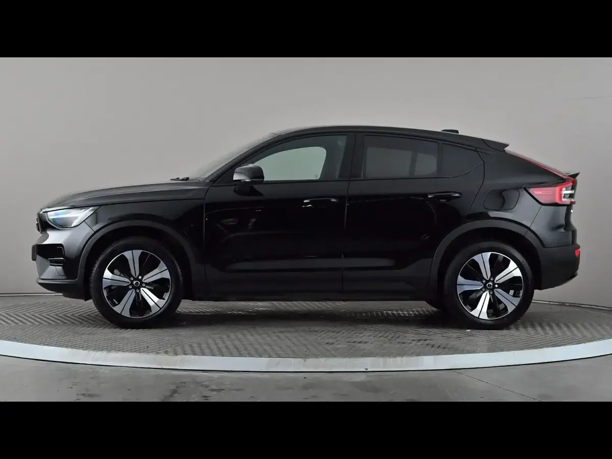 Used Volvo C40 Core 169 kW (231 HP) 2023 Black SUV
