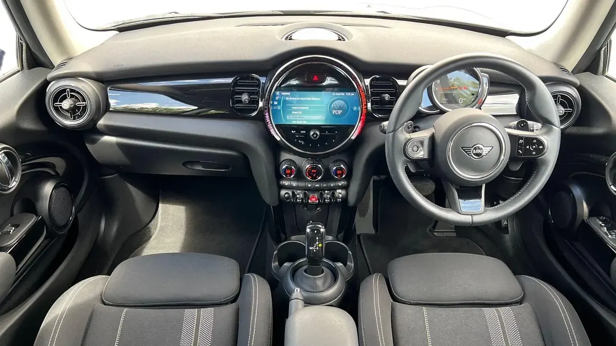 Used Mini Cooper S Classic 176 HP (129 kW) 2022 Grey Hatchback