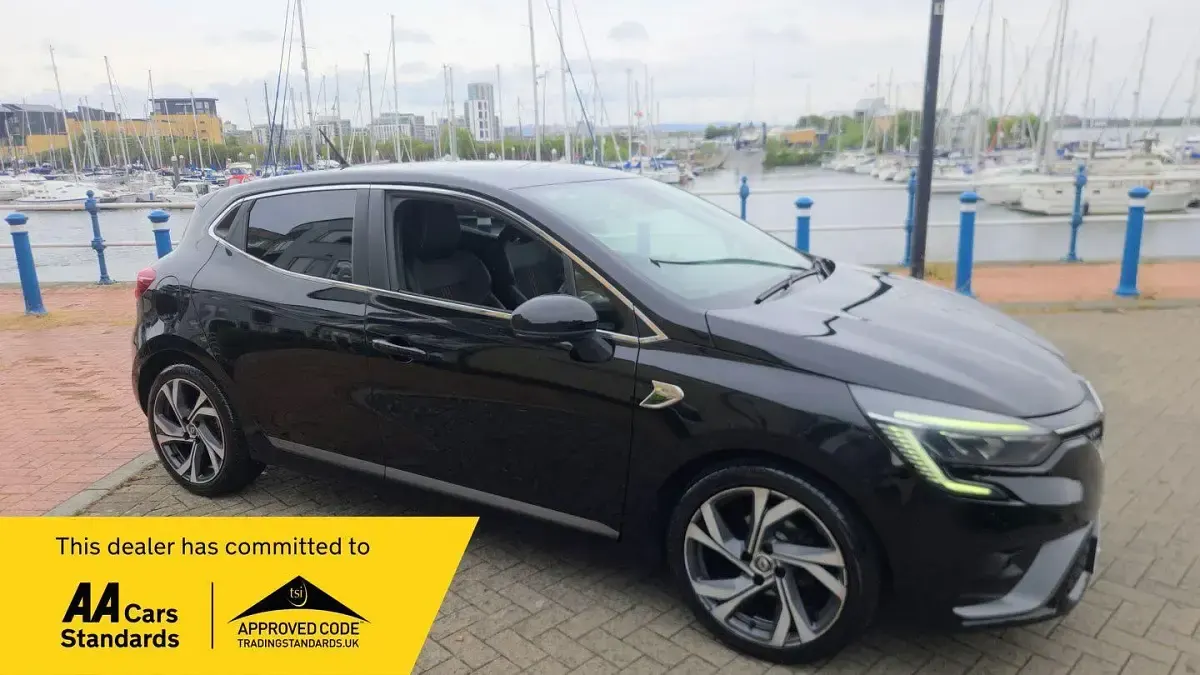 Used Renault Clio RS Line 98 HP (72 kW) 2021 Black Hatchback