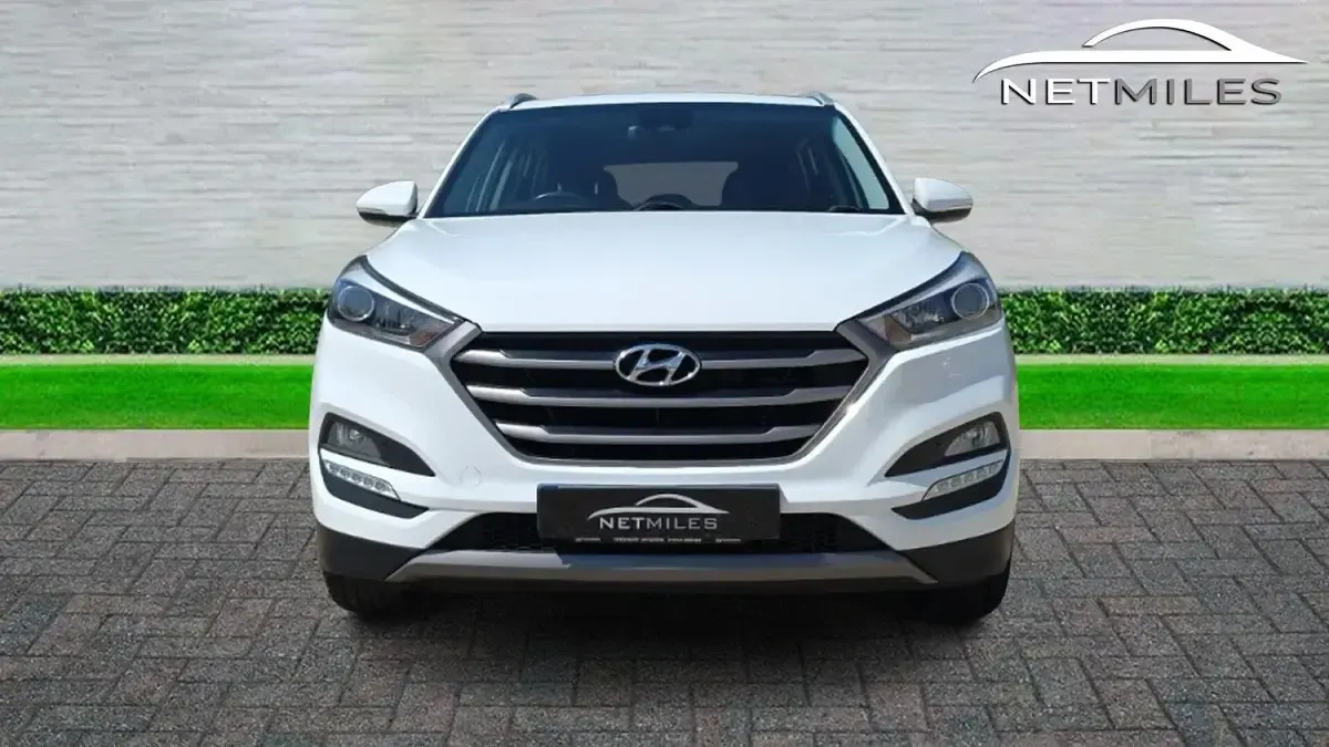 Used Hyundai Tucson SE 116 HP (85 kW) 2015 White SUV