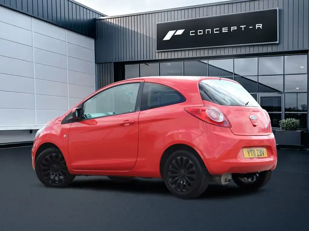 Used Ford Ka Zetec 69 HP (50 kW) 2011 Red Hatchback