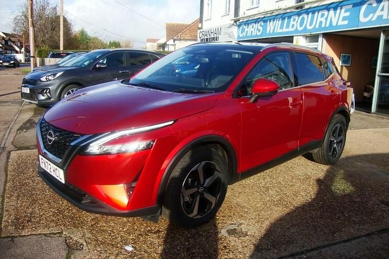Fuji sunset red pearl metallic Used 2022 Nissan Qashqai N-Connecta SUV | £18,995 (Fair price) - Image 1/1