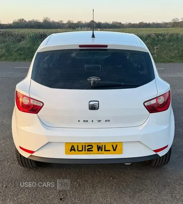 Używany Seat Ibiza SE 2012 Biały Hatchback