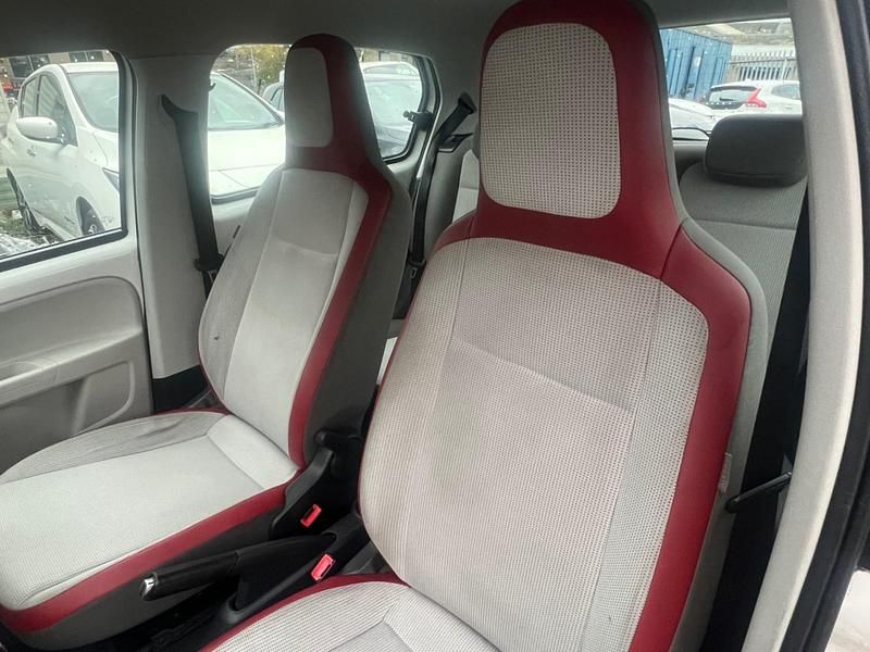 Used VW up! high up! 2014 White Hatchback